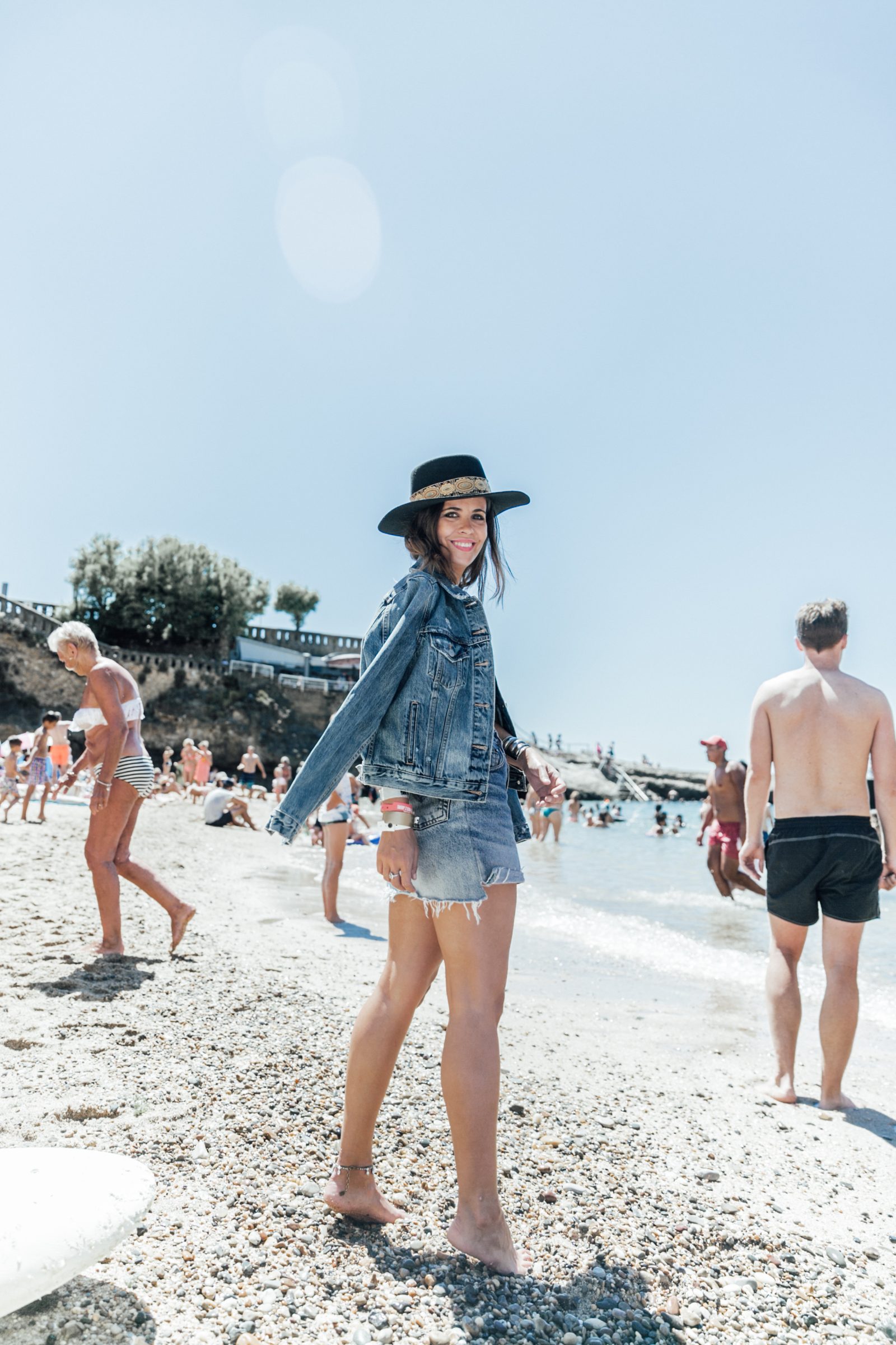 Biarritz-Big_Festival-Live_in_Levis-Double_Denim-Denim_Skirt-Denim_Jacket-Nude_Top-Lack_Of_Color_Hat-Outfit-Summer-Street_Style-29